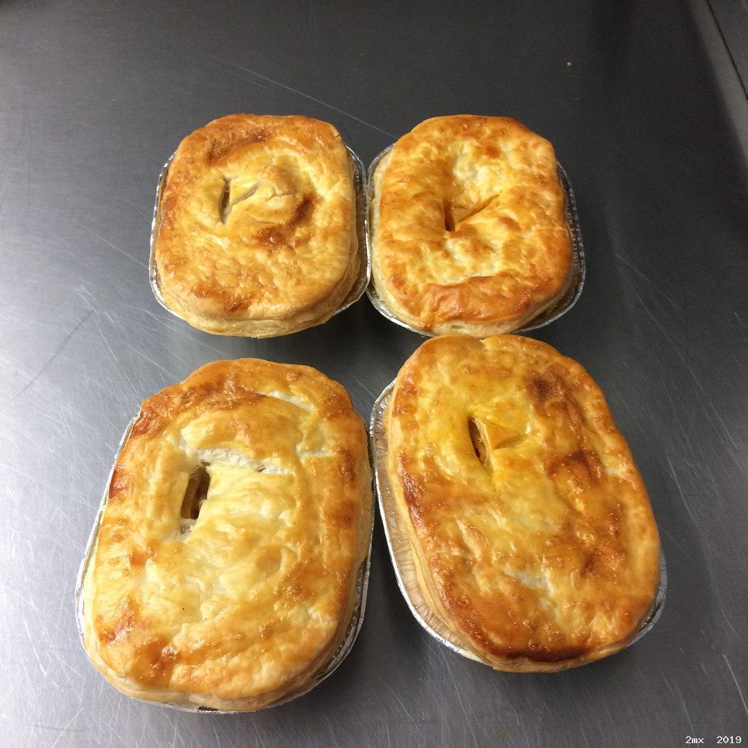 <strong>Small Mince & Onion Pies</strong>