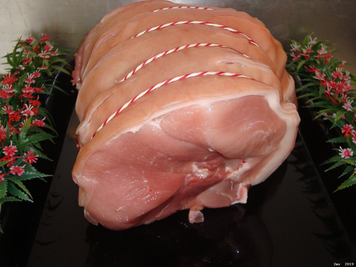 <strong>Rolled Leg of Pork</strong>